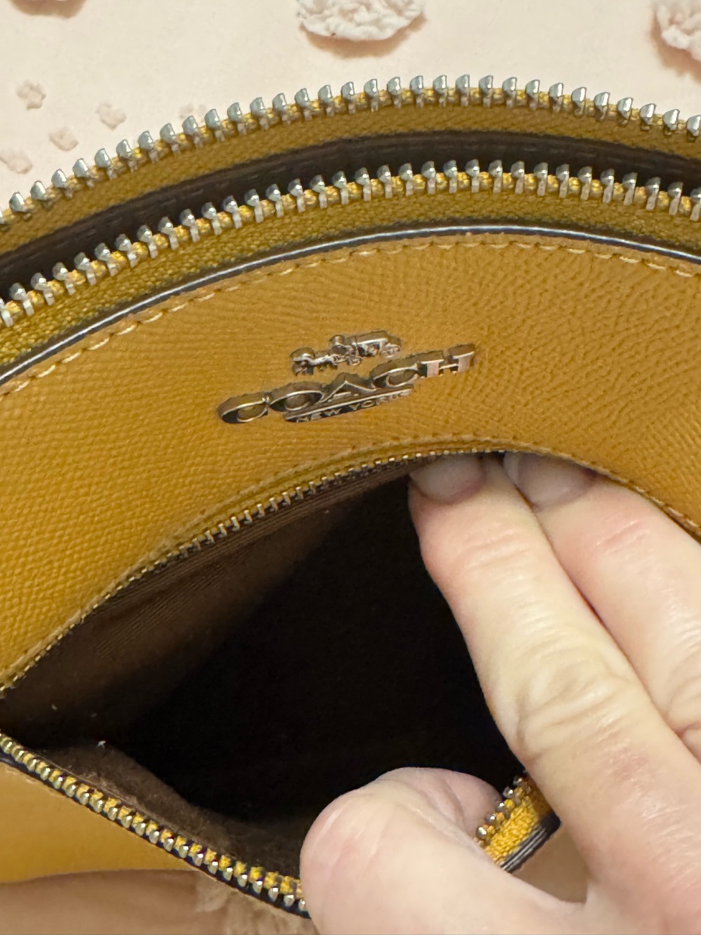 Coach Rowan File Bag Mustard Yellow Pebbled Leather Crossbody - Picture 5 of 5